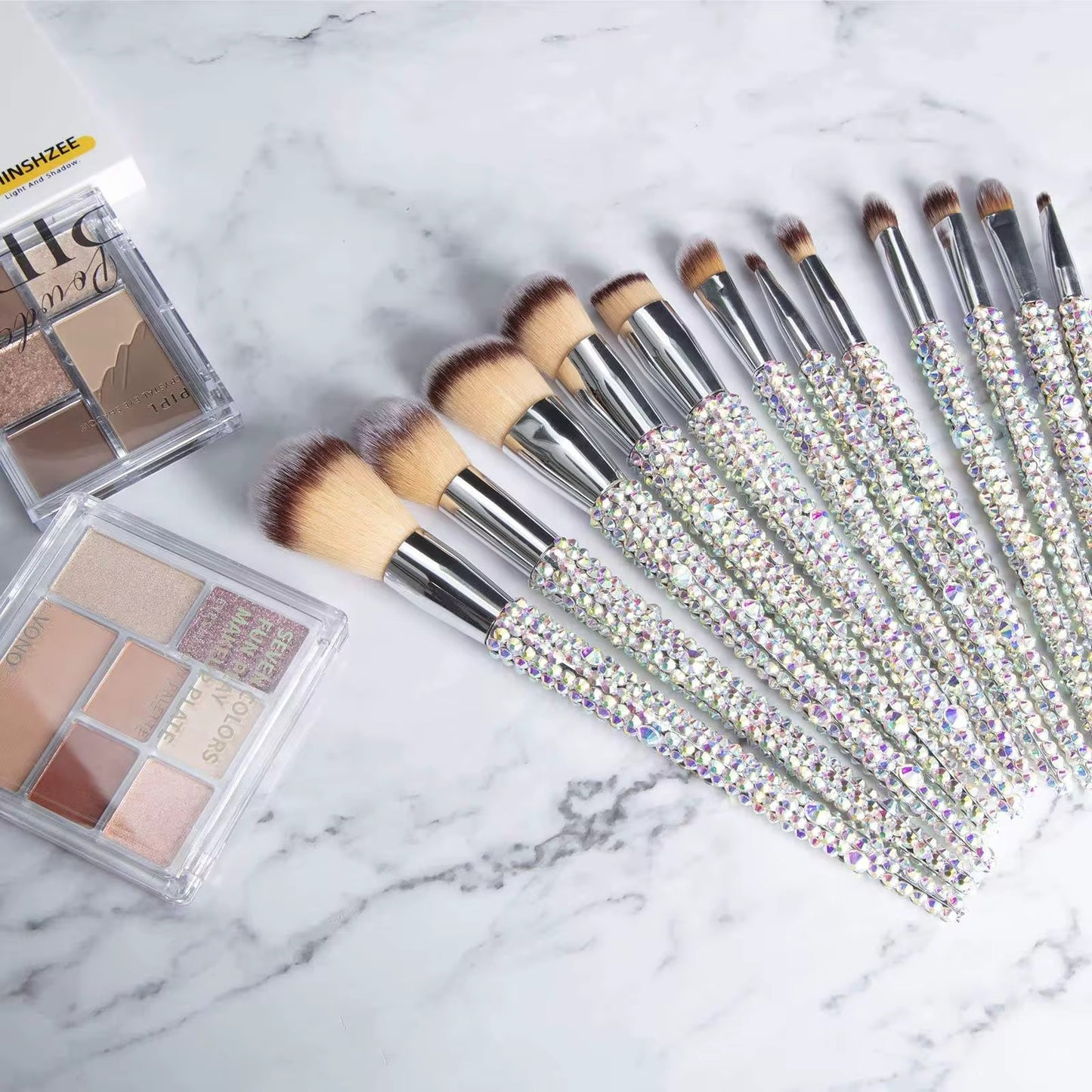 Brochas de maquillaje con diamantes coloridos y elegantes 18 piezas