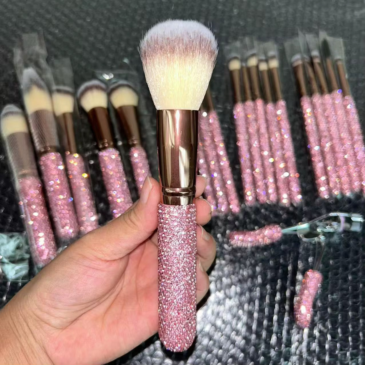 Brochas de maquillaje con diamantes coloridos y elegantes 18 piezas